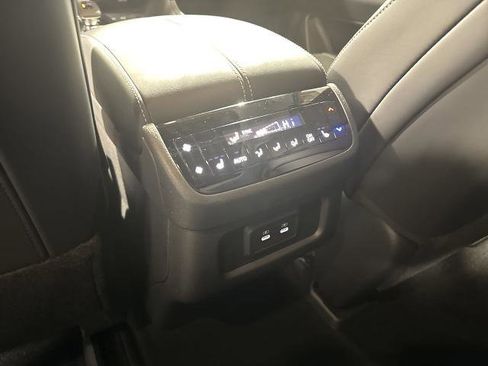 Certified 2026 INFINITI QX60 Luxe w/ Family Package image 30