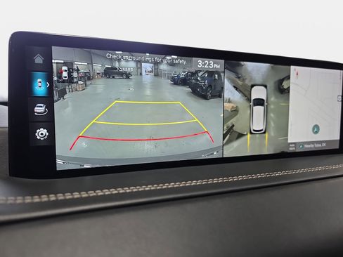 Used 2024 Genesis GV80 2.5T w/ Prestige Package image 23