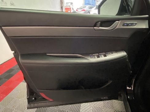 Used 2020 Hyundai Palisade SEL w/ Premium Package AWD/4WD image 24