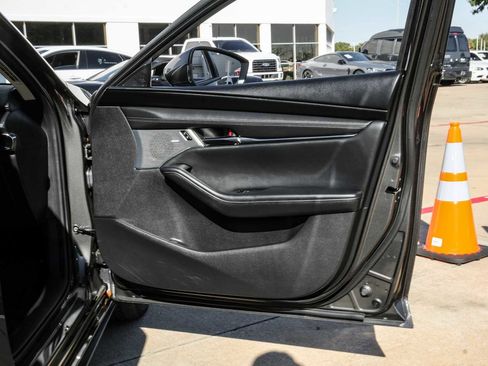 Used 2019 MAZDA MAZDA3 Sedan w/ Preferred Package image 44