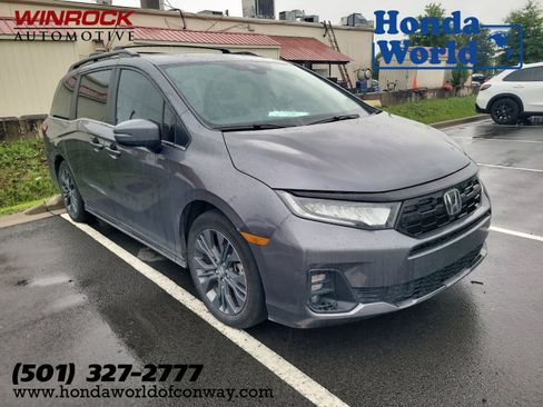 Used 2025 Honda Odyssey Touring image 1