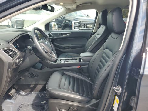 Used 2024 Ford Edge SEL w/ Convenience Package image 11