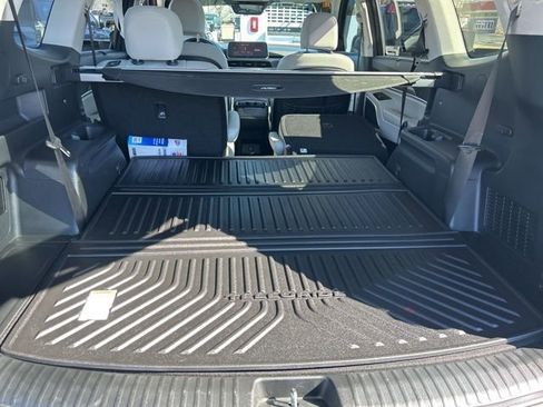 Used 2022 Kia Telluride EX w/ EX Premium Package image 26