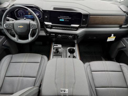 New 2026 Chevrolet Silverado 1500 High Country AWD/4WD image 10