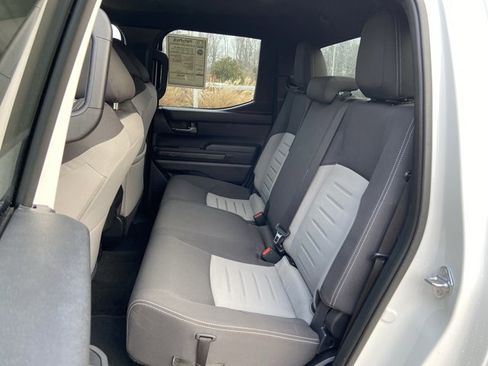 Used 2025 Toyota Tacoma SR5 image 15