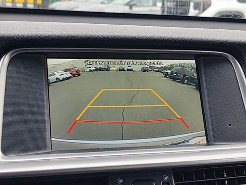 Used 2020 Kia Optima EX image 31