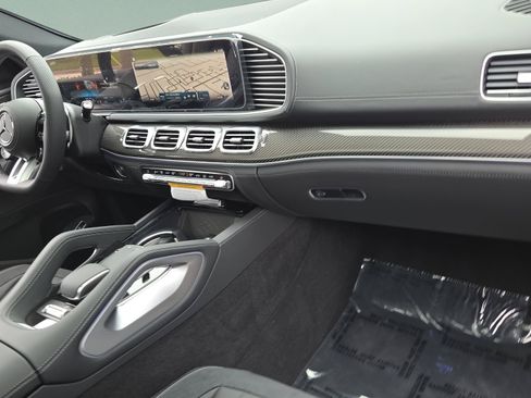 New 2026 Mercedes-Benz GLE 53 AMG 4MATIC Coupe image 16
