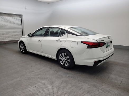 Used 2024 Nissan Altima 2.5 S FWD image 3