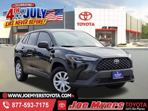 Used 2025 Toyota Corolla Cross L FWD image 1