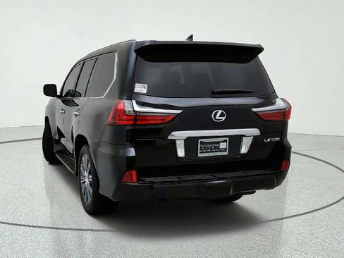 Used 2016 Lexus LX 570 4WD w/ Luxury Package image 11