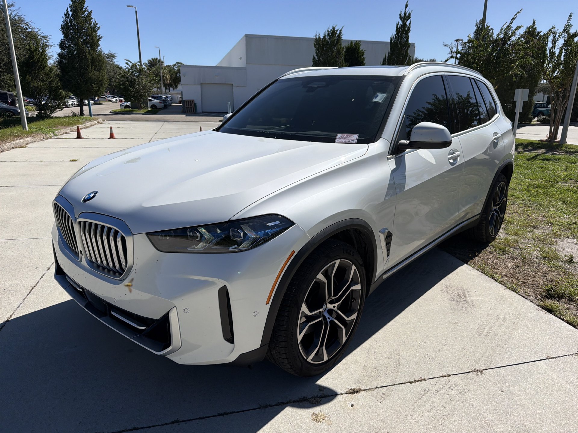 Used 2025 BMW X5 xDrive40i AWD/4WD image 8