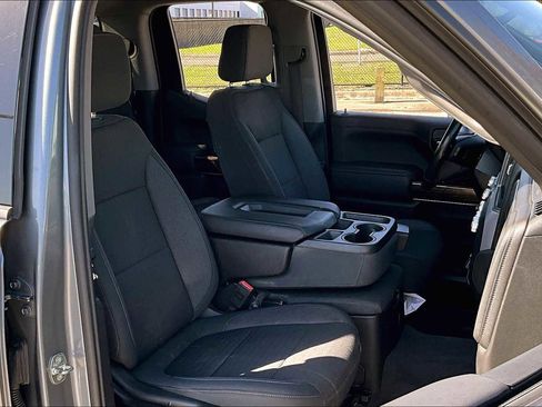 Used 2020 GMC Sierra 1500 Elevation w/ Elevation Value Package image 8