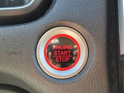 Used 2019 Honda CR-V Touring image 25