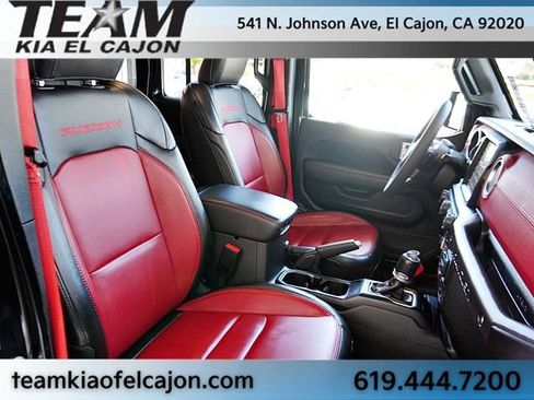 Used 2023 Jeep Wrangler Unlimited Rubicon 4xe AWD/4WD image 14
