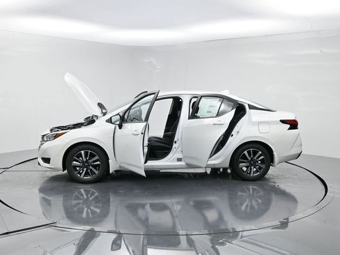 New 2025 Nissan Versa SV w/ Trunk Package image 26