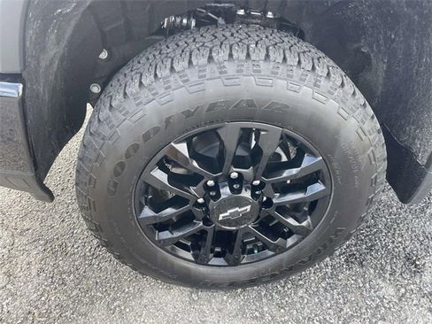 New 2026 Chevrolet Silverado 2500 LT w/ Trail Boss Package image 9
