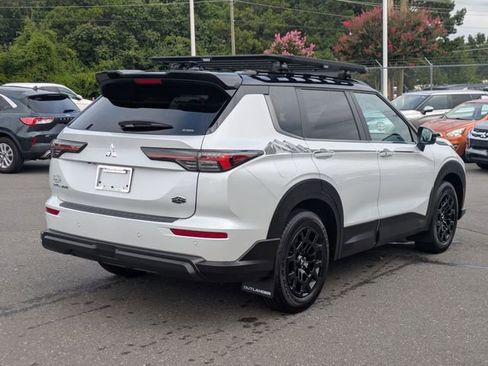 New 2025 Mitsubishi Outlander Trail Edition image 3