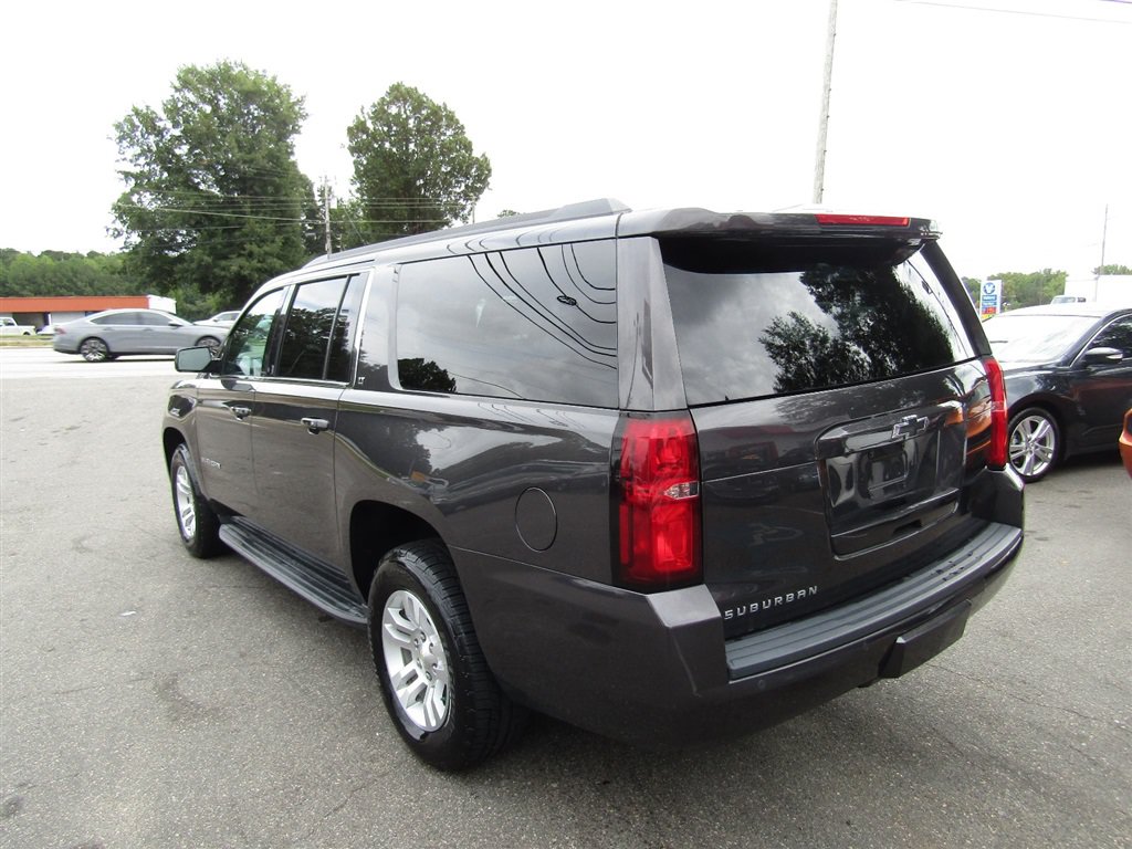 Used 2018 Chevrolet Suburban LT AWD/4WD image 5