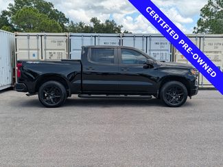 Used 2024 Chevrolet Silverado 1500 Custom w/ Turbomax Blackout Package AWD/4WD video 3