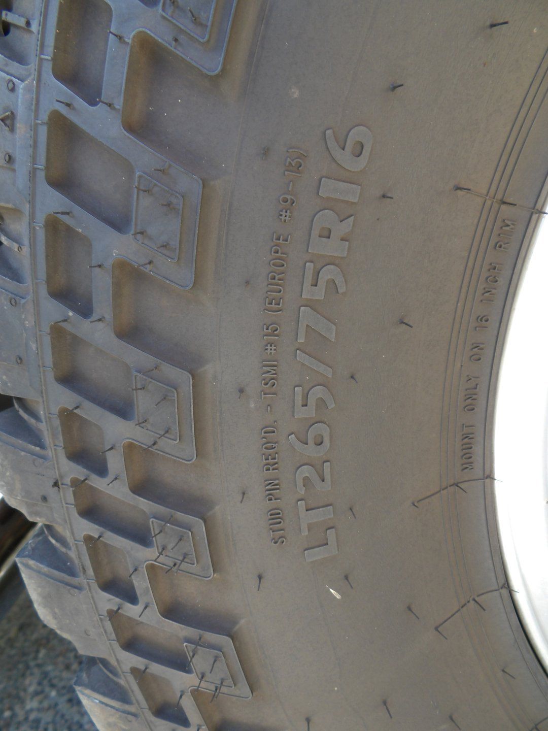 Used 1995 Ford F250 4x4 Regular Cab image 51