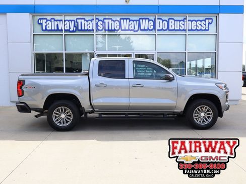 Certified 2025 Chevrolet Colorado LT w/ Advanced Trailering Package AWD/4WD image 1