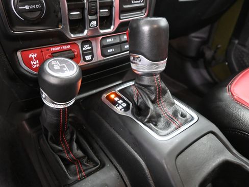 Used 2023 Jeep Wrangler Unlimited Rubicon 392 AWD/4WD image 31
