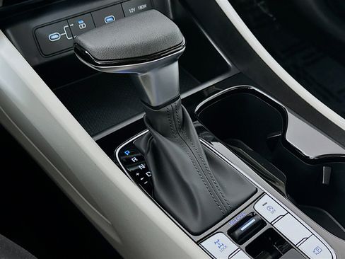 New 2026 Hyundai Tucson SEL image 16