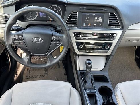 Used 2016 Hyundai Sonata SE image 22