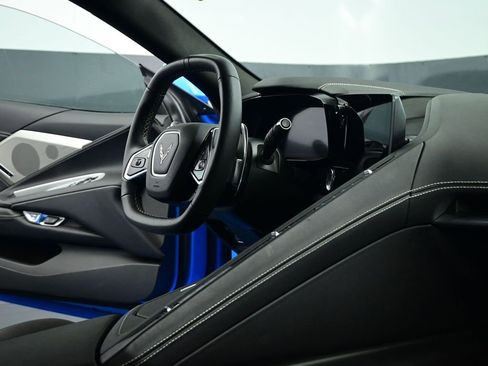 Used 2023 Chevrolet Corvette Stingray w/ Z51 Performance Package image 15