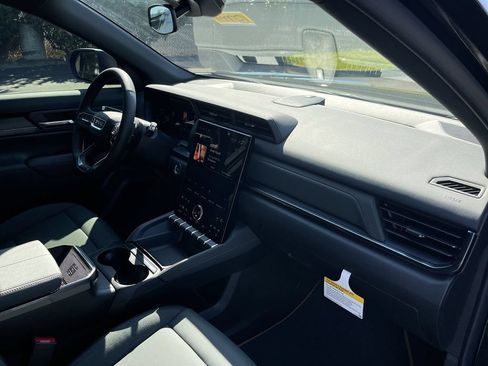 New 2027 GMC Terrain AT4 AWD/4WD image 28