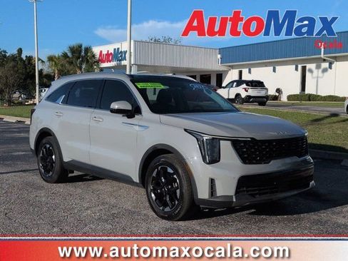Used 2024 Kia Sorento S w/ Panoramic Sunroof Package FWD image 1
