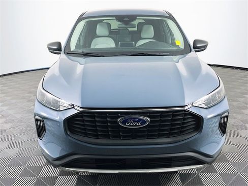 Used 2023 Ford Escape Active image 3