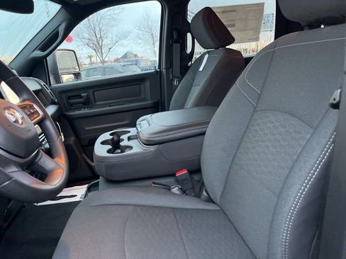 New 2026 RAM 2500 Tradesman AWD/4WD image 8