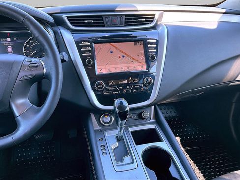 Used 2020 Nissan Murano SL w/ Moonroof Package AWD/4WD image 5