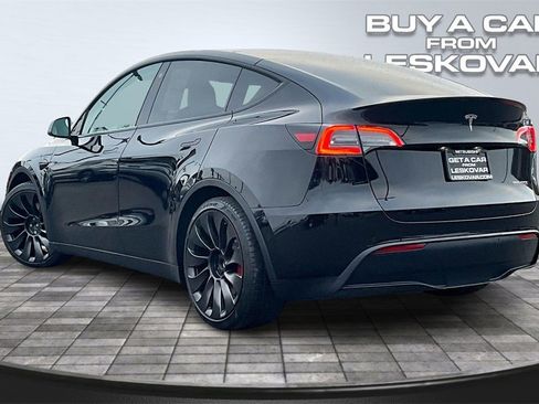 Used 2022 Tesla Model Y Performance image 2