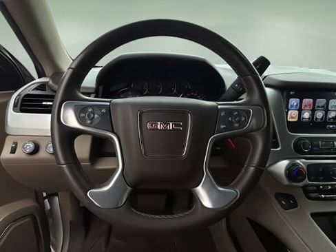 Used 2018 GMC Yukon SLT w/ Open Road Package image 11