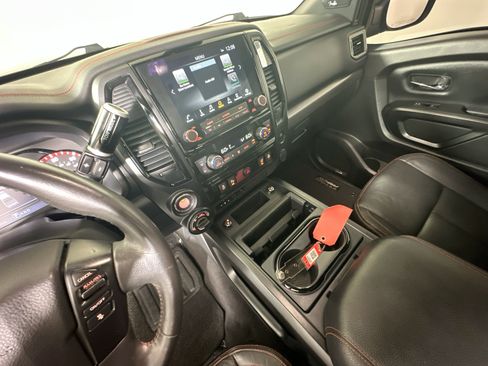 Used 2023 Nissan Titan PRO-4X w/ Pro-4x Convenience Package AWD/4WD image 22