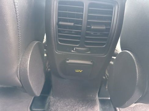 Used 2017 Ford Escape Titanium image 25