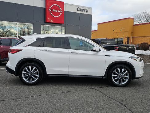 Used 2022 INFINITI QX50 Luxe w/ Cargo Package image 7