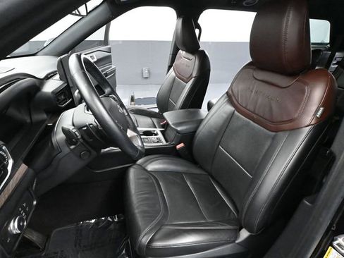 Used 2021 Ford Explorer Platinum w/ Equipment Group 601A image 24