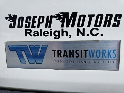 Used 2018 Ford Transit 350 XL image 57