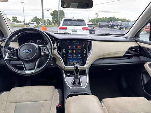 Used 2023 Subaru Outback Premium image 17