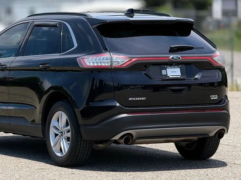 Used 2018 Ford Edge SEL w/ Equipment Group 201A FWD image 16