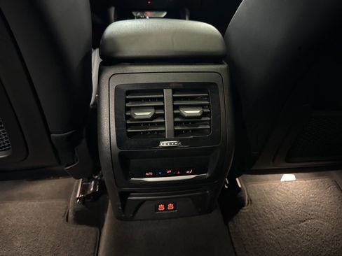 Used 2023 BMW X4 xDrive30i w/ Premium Package image 13