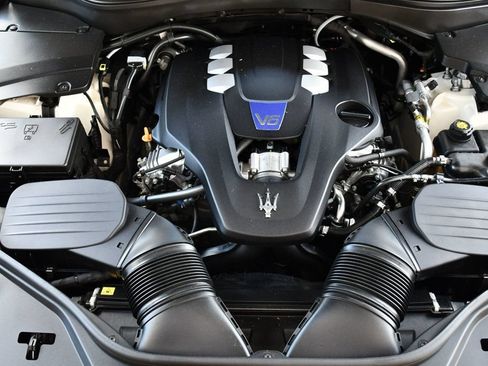 Used 2019 Maserati Levante S GranSport AWD/4WD image 68