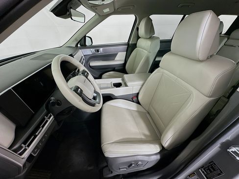 Used 2024 Hyundai Santa Fe SEL image 13