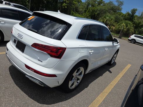 Used 2021 Audi Q5 2.0T Premium Plus w/ Premium Plus Package AWD/4WD image 4