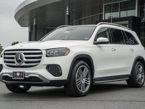 New 2026 Mercedes-Benz GLS 450 GLS 450 image 3