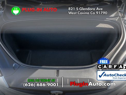 Used 2022 Tesla Model X Plaid image 16