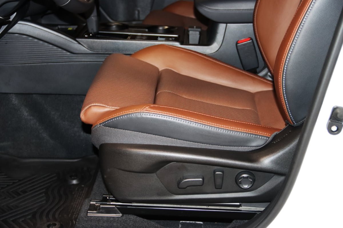 Used 2026 Subaru Outback Touring XT AWD/4WD image 37